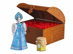 Подарочный набор: кукла фарфоровая, крем-мед, голубой